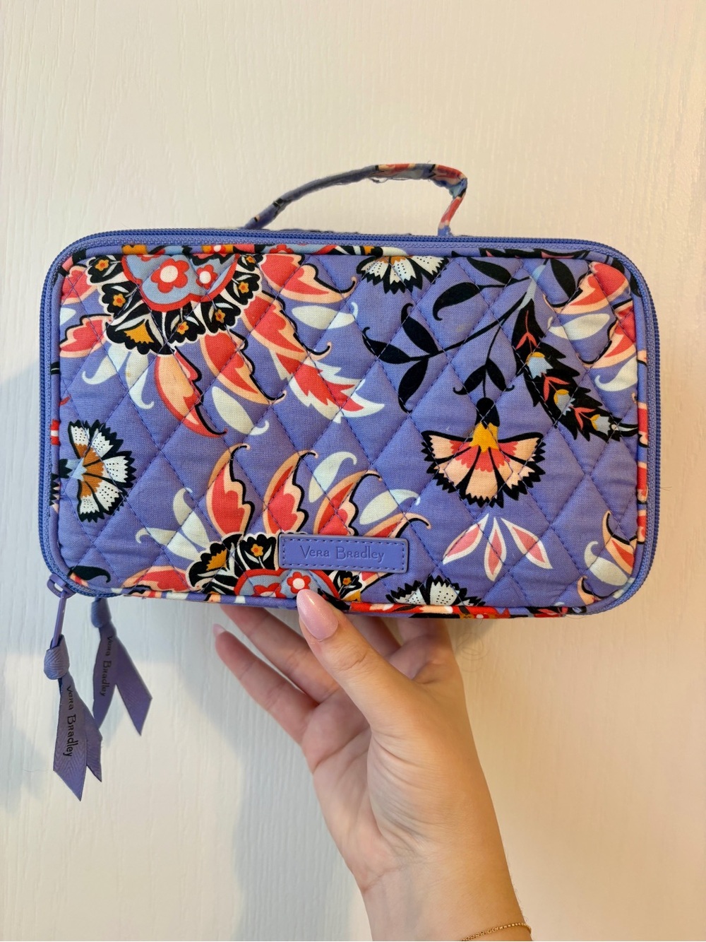 LIKE NEW- Vera Bradley Cosmetic Bag in Mural Garden